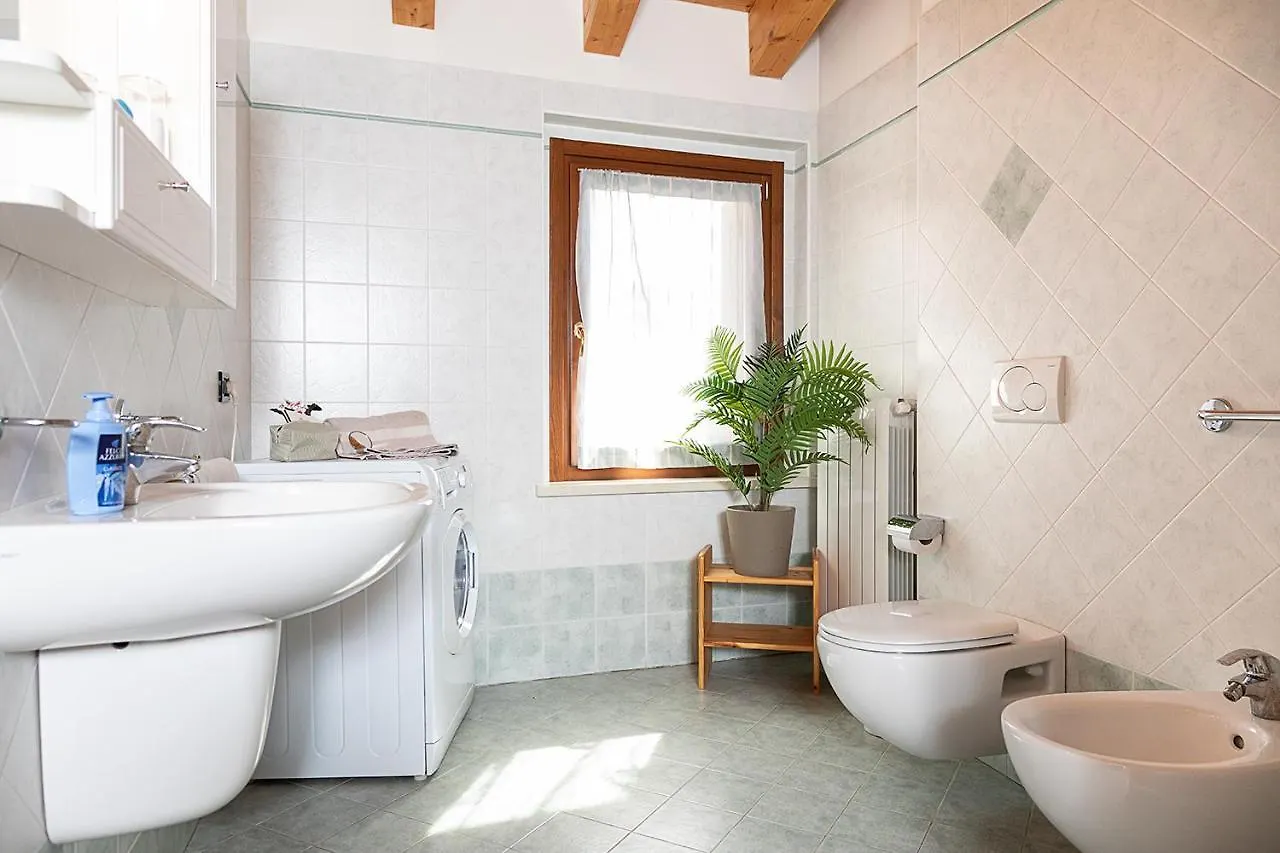 Apartments Eden - Regarda Travel Lazise Italy