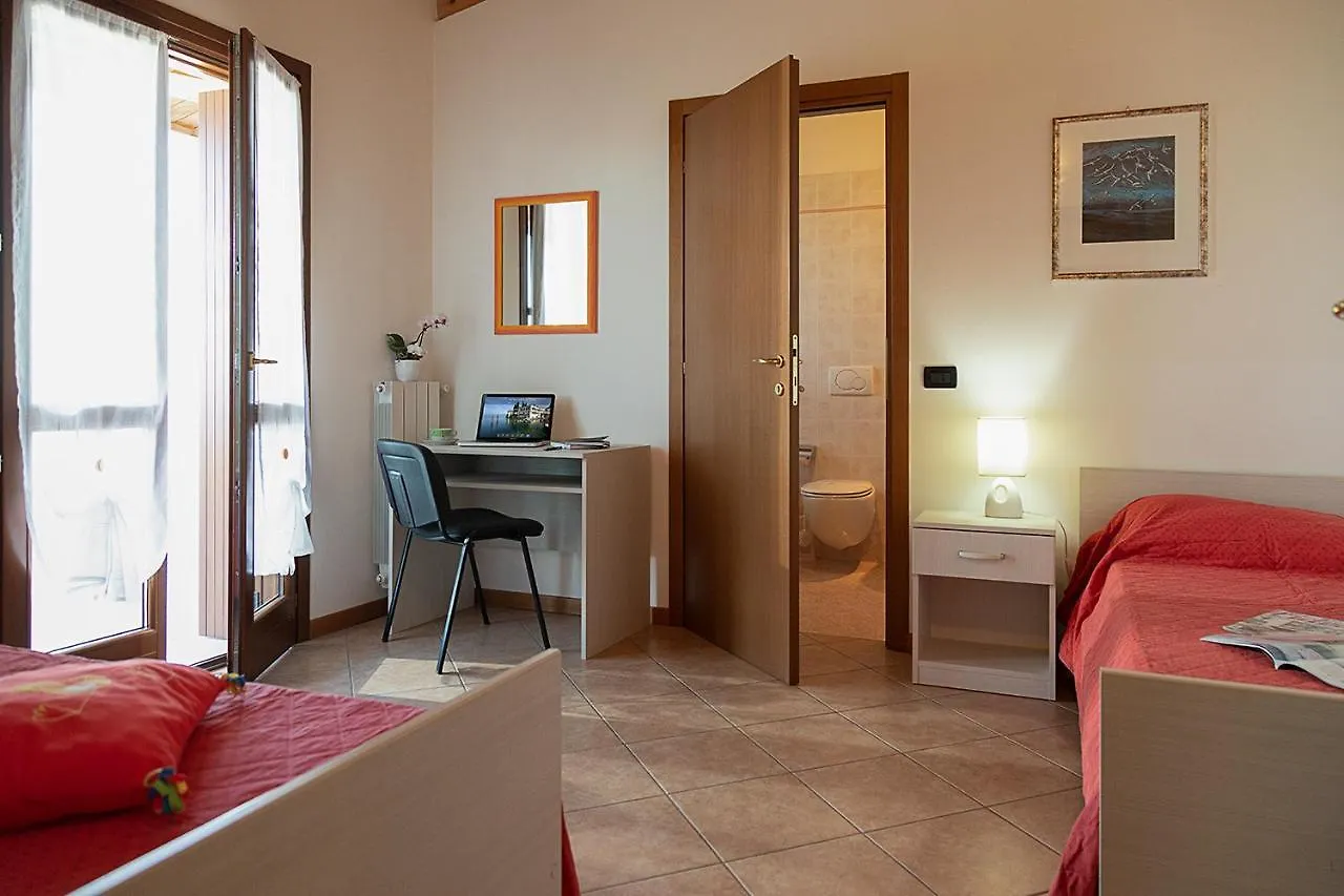 Apartments Eden - Regarda Travel Lazise Italy