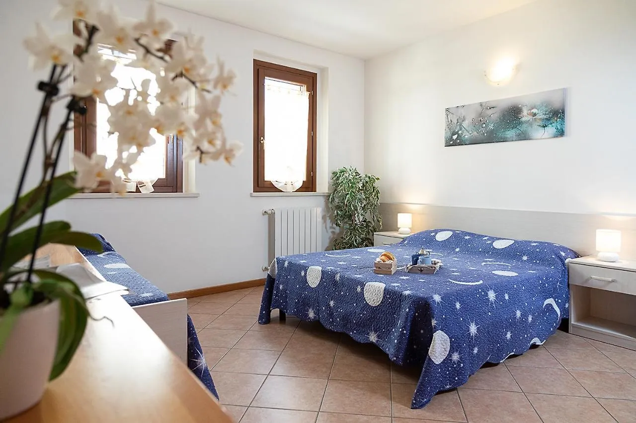 Apartments Eden - Regarda Travel Lazise Italy