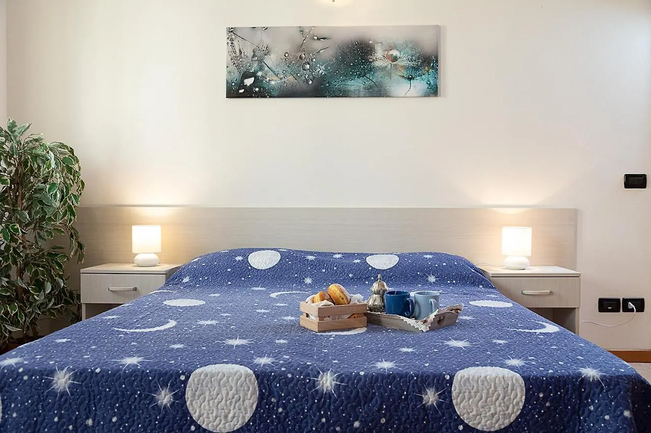 Apartments Eden - Regarda Travel Lazise Italy